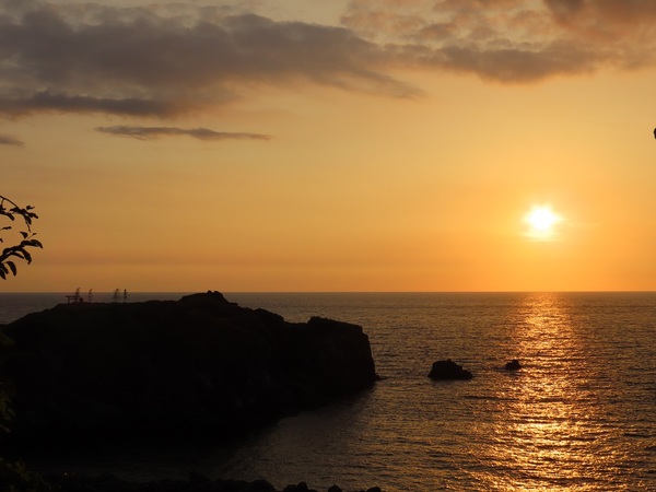 600x %e7%b5%8c%e5%b3%b6%e9%81%a0%e6%99%af