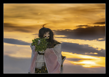 第２回　入選　「聖地の夕刻舞」　渡辺　正史　（撮影場所：稲佐の浜）